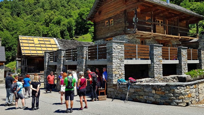 Arrivo a Grumo, pranzo nel rustico privato